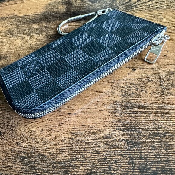 Louis Vuitton 4 Key Holder in Damier Graphite N61235 - DUSTBAG + BAG - Picture 7 of 16